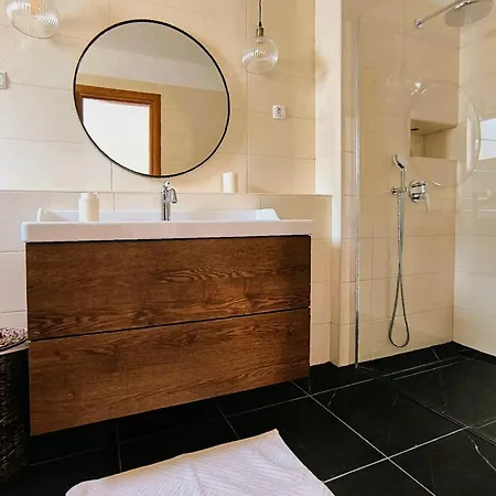 Βίλα Limun House *